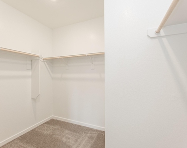9723 Rialto Heights Drive - Photo Thumbnail 24