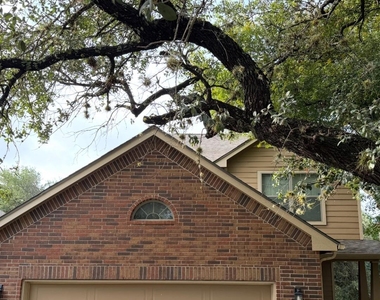 7315 Eagle Hills - Photo Thumbnail 1