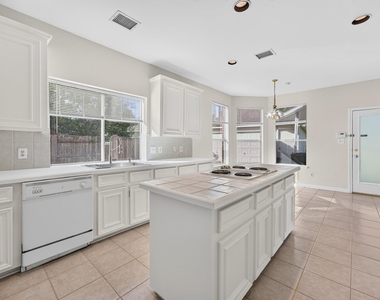 1727 Emma Cove Court - Photo Thumbnail 7