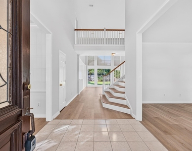 1727 Emma Cove Court - Photo Thumbnail 3