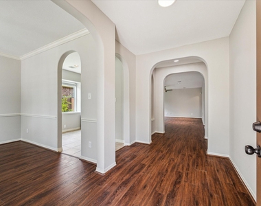3105 W Trail Drive - Photo Thumbnail 1