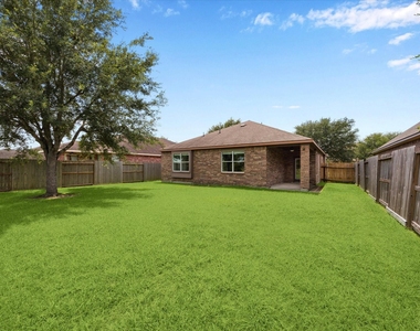 3105 W Trail Drive - Photo Thumbnail 14