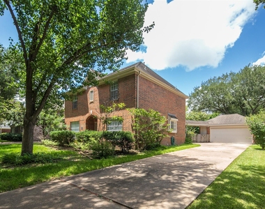 1711 S Medio River Circle - Photo Thumbnail 1