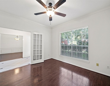 1711 S Medio River Circle - Photo Thumbnail 5