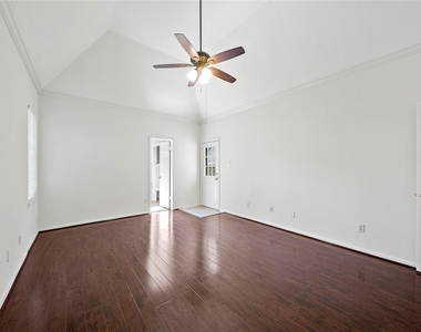 1711 S Medio River Circle - Photo Thumbnail 10