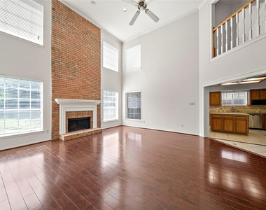 1711 S Medio River Circle - Photo Thumbnail 9