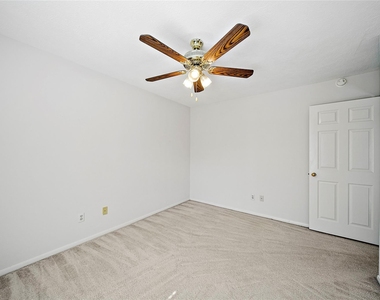 1711 S Medio River Circle - Photo Thumbnail 19