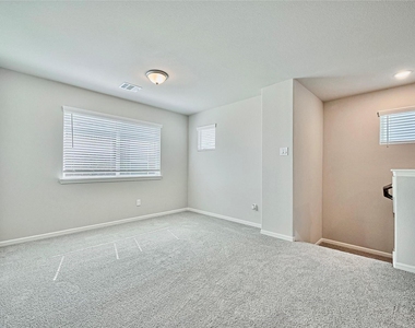 27231 Blue Pool Drive - Photo Thumbnail 18