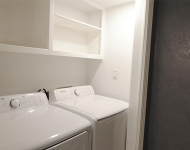 8427 Hearth Drive - Photo Thumbnail 10