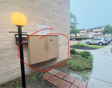 8427 Hearth Drive - Photo Thumbnail 20