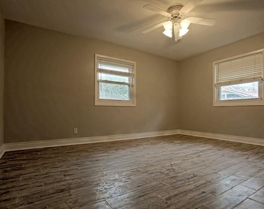 6123 Reamer Street - Photo Thumbnail 15