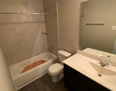 13628 Briana Brook Court - Photo Thumbnail 11
