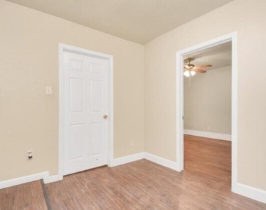 4803 Beechaven Street - Photo Thumbnail 17