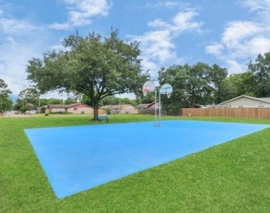 4803 Beechaven Street - Photo Thumbnail 27