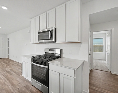 40839 Hawthorne Glades Street - Photo Thumbnail 7