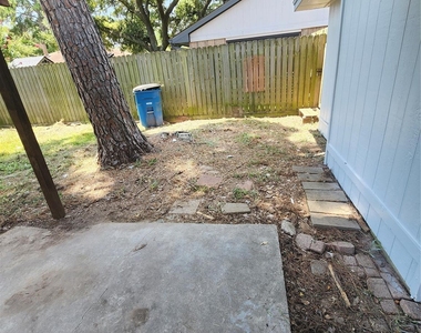 4515 Aspen Brook Lane - Photo Thumbnail 19
