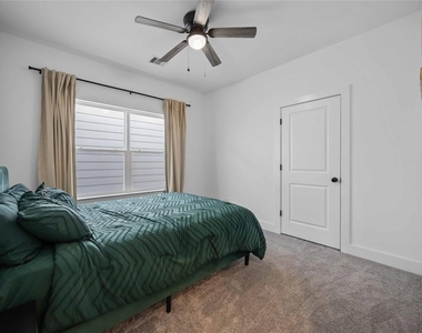 5702 Breland Street - Photo Thumbnail 5