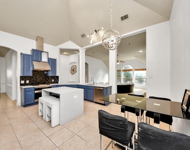 3818 S Barnett Way - Photo Thumbnail 15