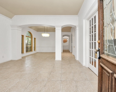 3818 S Barnett Way - Photo Thumbnail 2