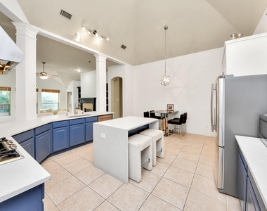 3818 S Barnett Way - Photo Thumbnail 21
