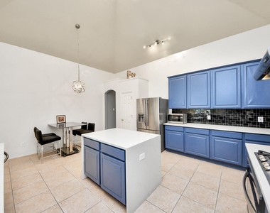 3818 S Barnett Way - Photo Thumbnail 22