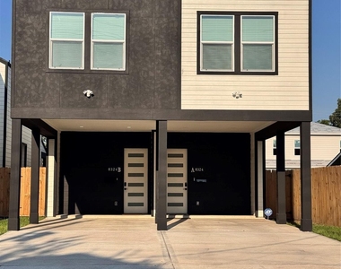 8324 Mariah Street - Photo Thumbnail 9