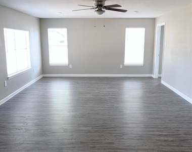 3700 4th Street - Photo Thumbnail 20