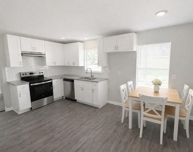 3700 4th Street - Photo Thumbnail 6