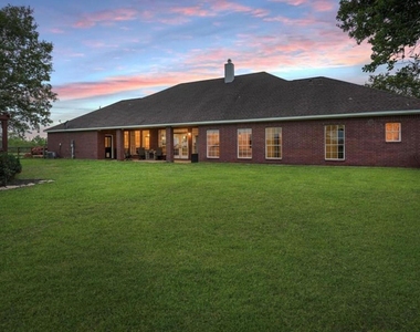 7630 Savannah Plantation Drive - Photo Thumbnail 16