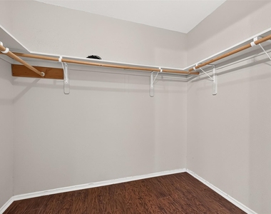 16707 Running Quail Court - Photo Thumbnail 18