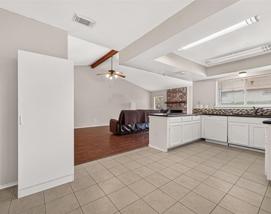 16707 Running Quail Court - Photo Thumbnail 7