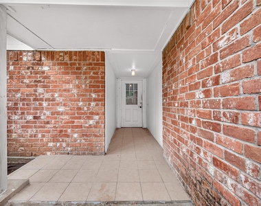 16707 Running Quail Court - Photo Thumbnail 3