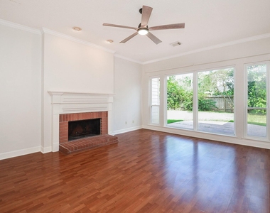 6007 Planters Point Court - Photo Thumbnail 5