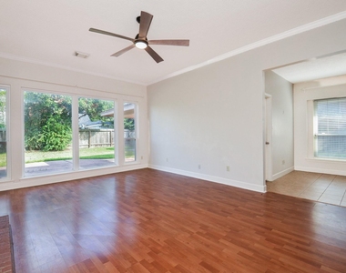 6007 Planters Point Court - Photo Thumbnail 6