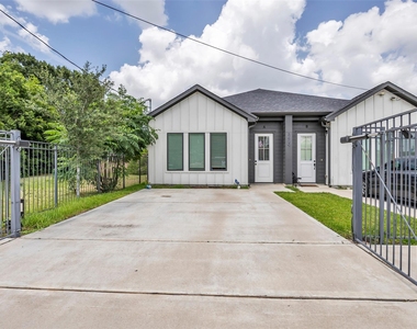3829 Goodhope Street - Photo Thumbnail 24