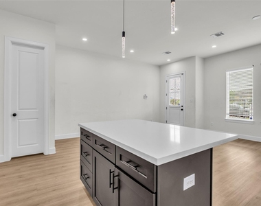 3829 Goodhope Street - Photo Thumbnail 12