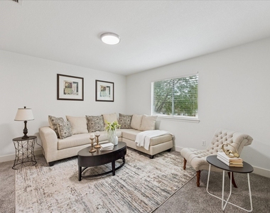 10727 Cobblecreek Way - Photo Thumbnail 13