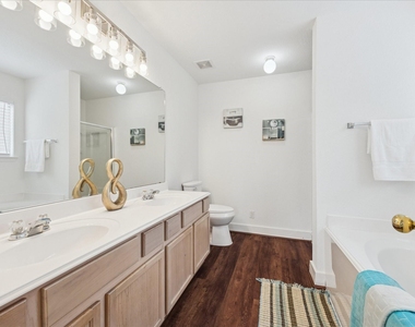 10727 Cobblecreek Way - Photo Thumbnail 11