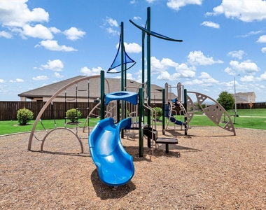 3111 West Frontier Lane - Photo Thumbnail 37