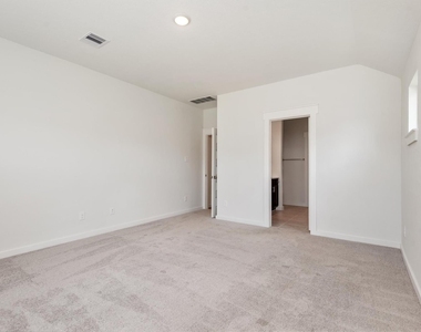 3111 West Frontier Lane - Photo Thumbnail 18