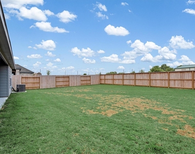 3111 West Frontier Lane - Photo Thumbnail 31