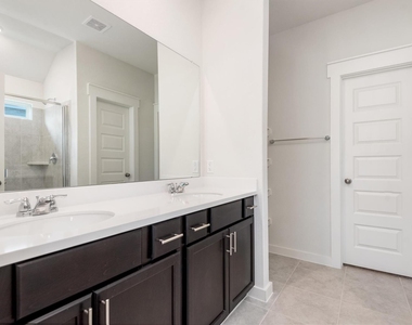 3111 West Frontier Lane - Photo Thumbnail 20