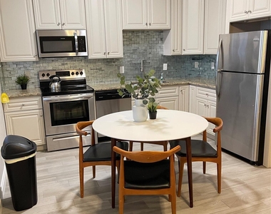 1015 Bluewater Hwy Unit 2 - Photo Thumbnail 3