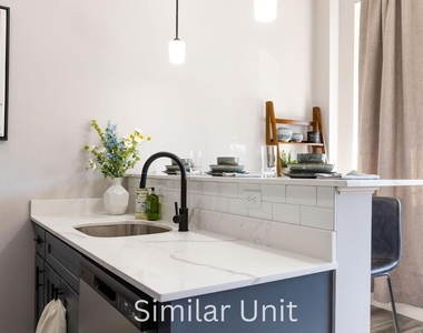 1555 Elm - Photo Thumbnail 3