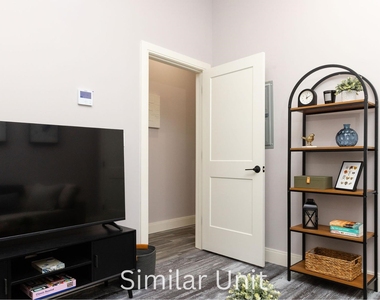 1555 Elm - Photo Thumbnail 8