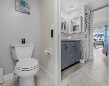 108 Se 47th Street - Photo Thumbnail 32