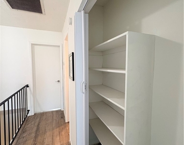 4520 Sw 8th Place - Photo Thumbnail 15