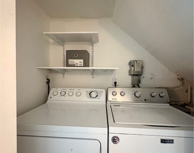 4520 Sw 8th Place - Photo Thumbnail 12