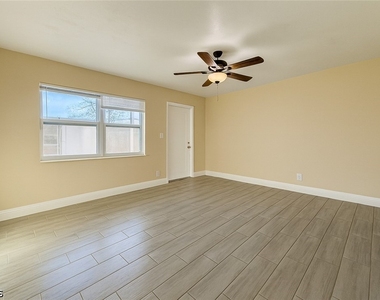 5453 11th Avenue - Photo Thumbnail 5