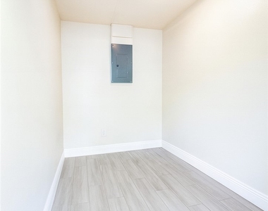 5453 11th Avenue - Photo Thumbnail 14